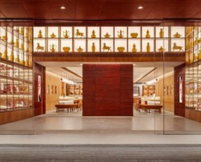 CHOW TAI FOOK UNVEILS ITS FIRST GLOBAL FLAGSHIP STORE IN HONG KONG