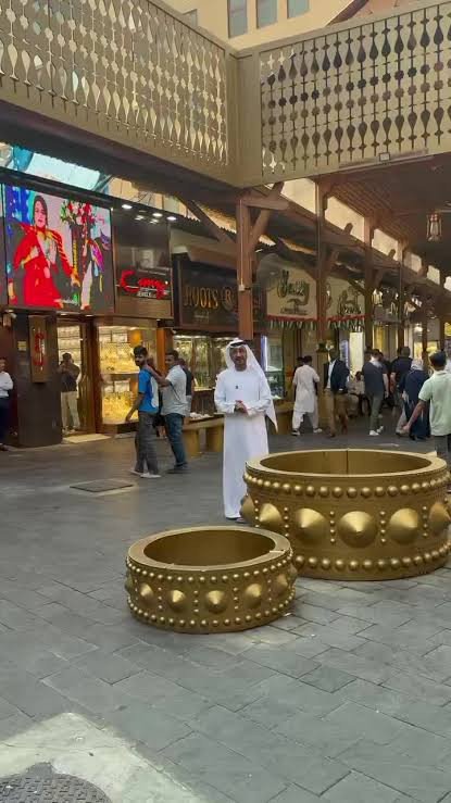 دبي بين عبق الماضي وجرأة المستقبل: كيف صنعت العمارة هوية مدينة عالمية؟