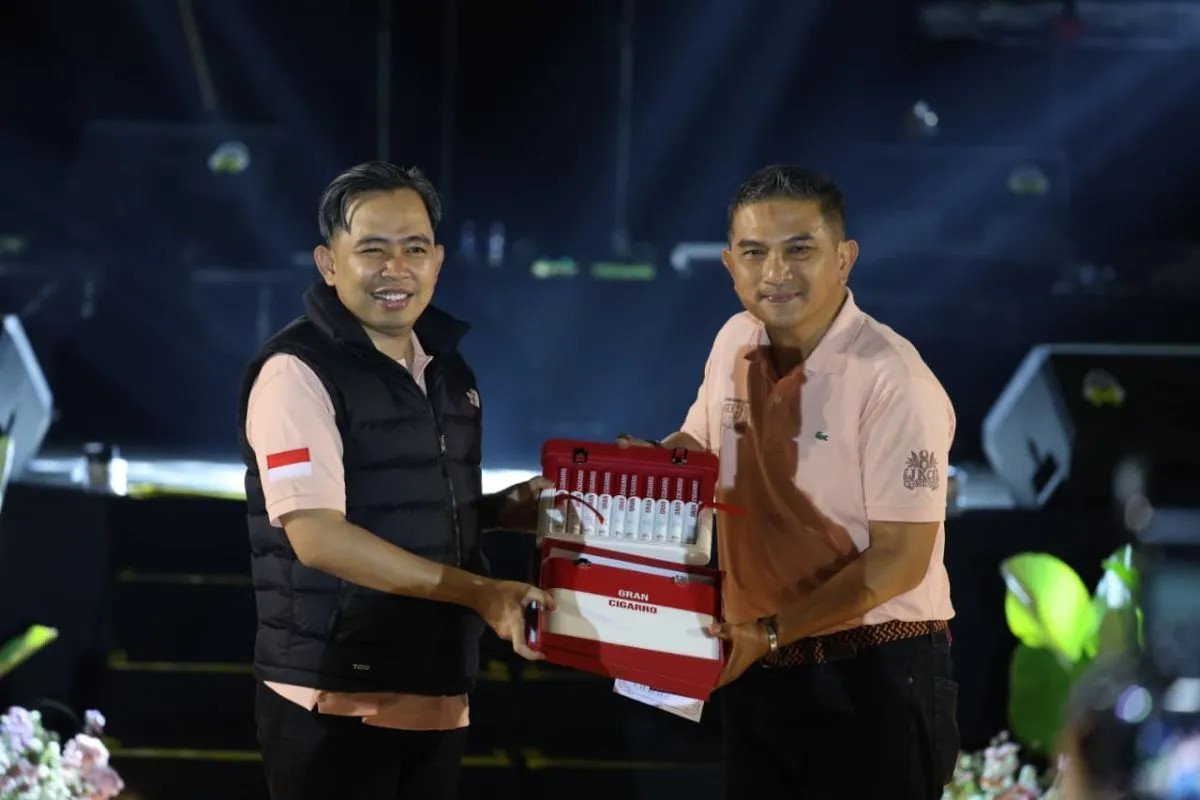  JEMBER CIGAR FESTIVAL DRAWS DELEGATES FROM 11 COUNTRIES
