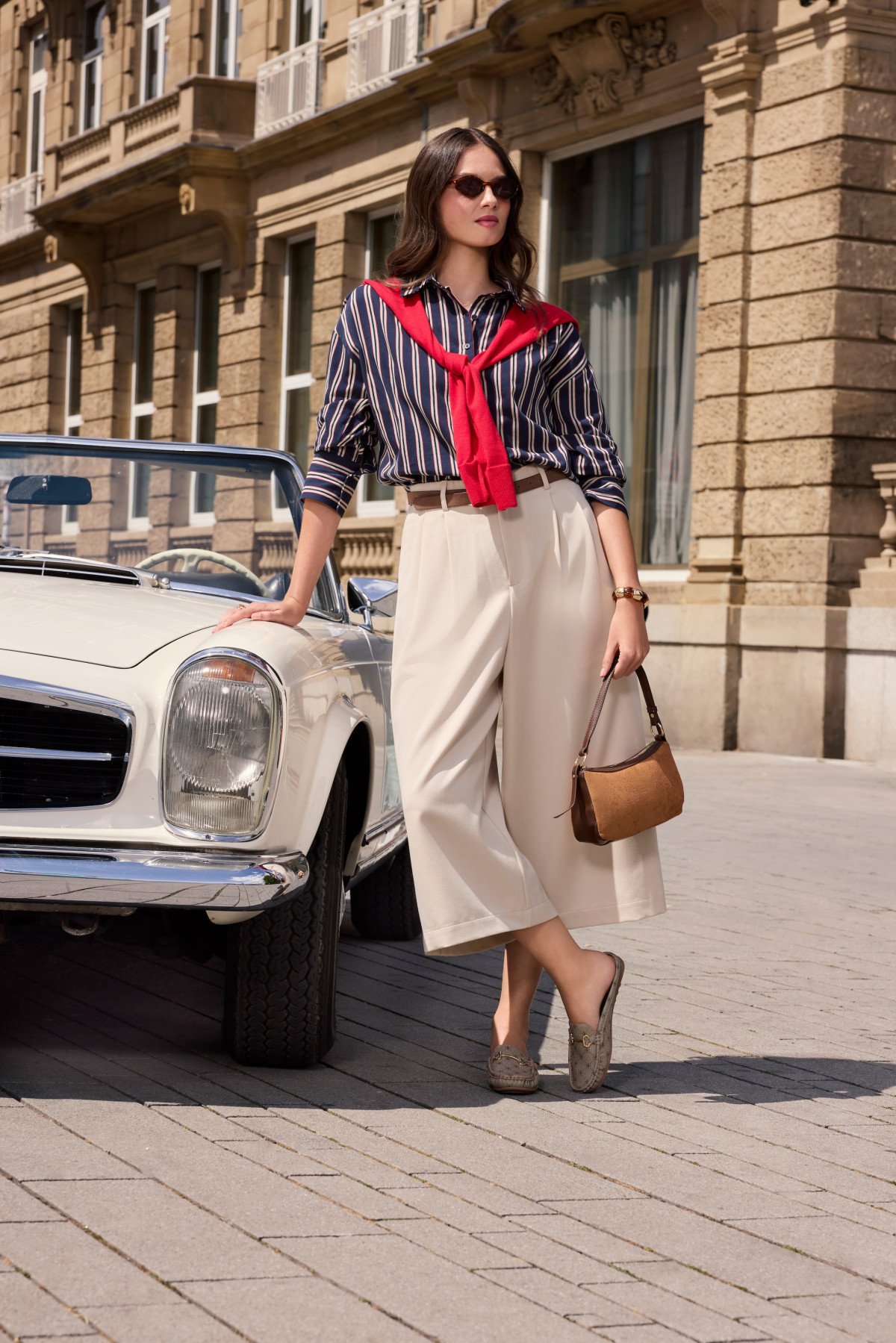  MAX FASHION REWORKS SMART-CASUAL CLASSICS INTO AN ELEVATED, EASY-TO-WEAR EDIT FOR WOMEN