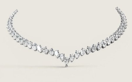 THE CONTESSA PEAR DIP NECKLACE BY FANTASIA