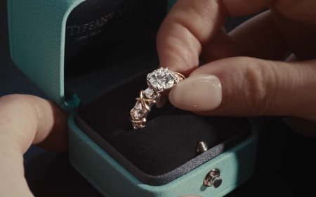  TIFFANY & CO. CELEBRATES LOVE IN ALL ITS FORMS WITH NEW LOVE & CELEBRATION CAMPAIGN STARRING MIKEY MADISON