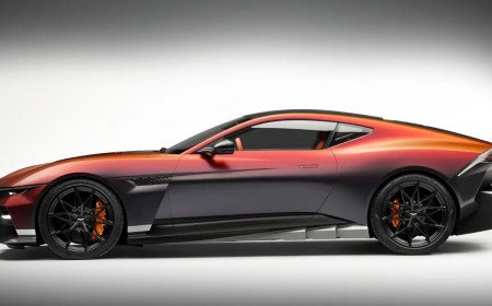  INTRODUCING THE ASTON MARTIN VALEN