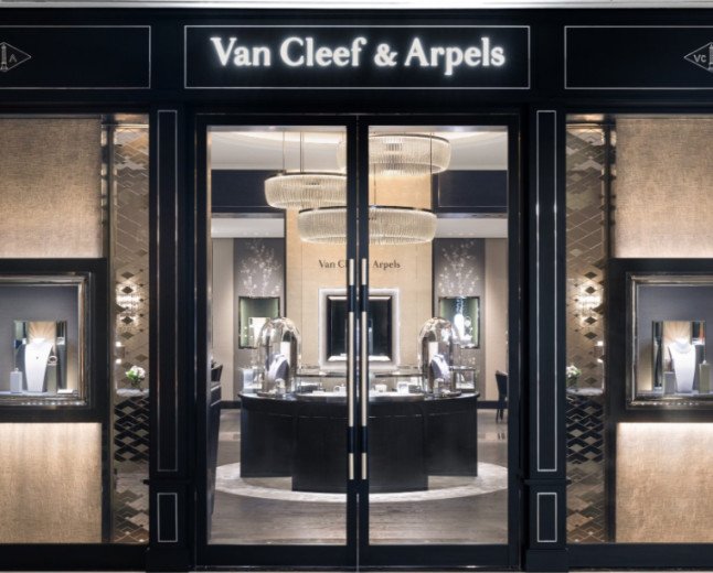 VAN CLEEF & ARPELS UNVEILS ITS SECOND BOUTIQUE IN MALAYSIA