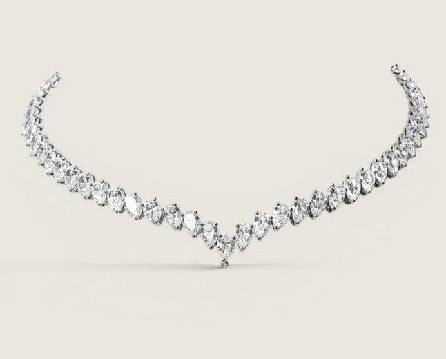 THE CONTESSA PEAR DIP NECKLACE BY FANTASIA