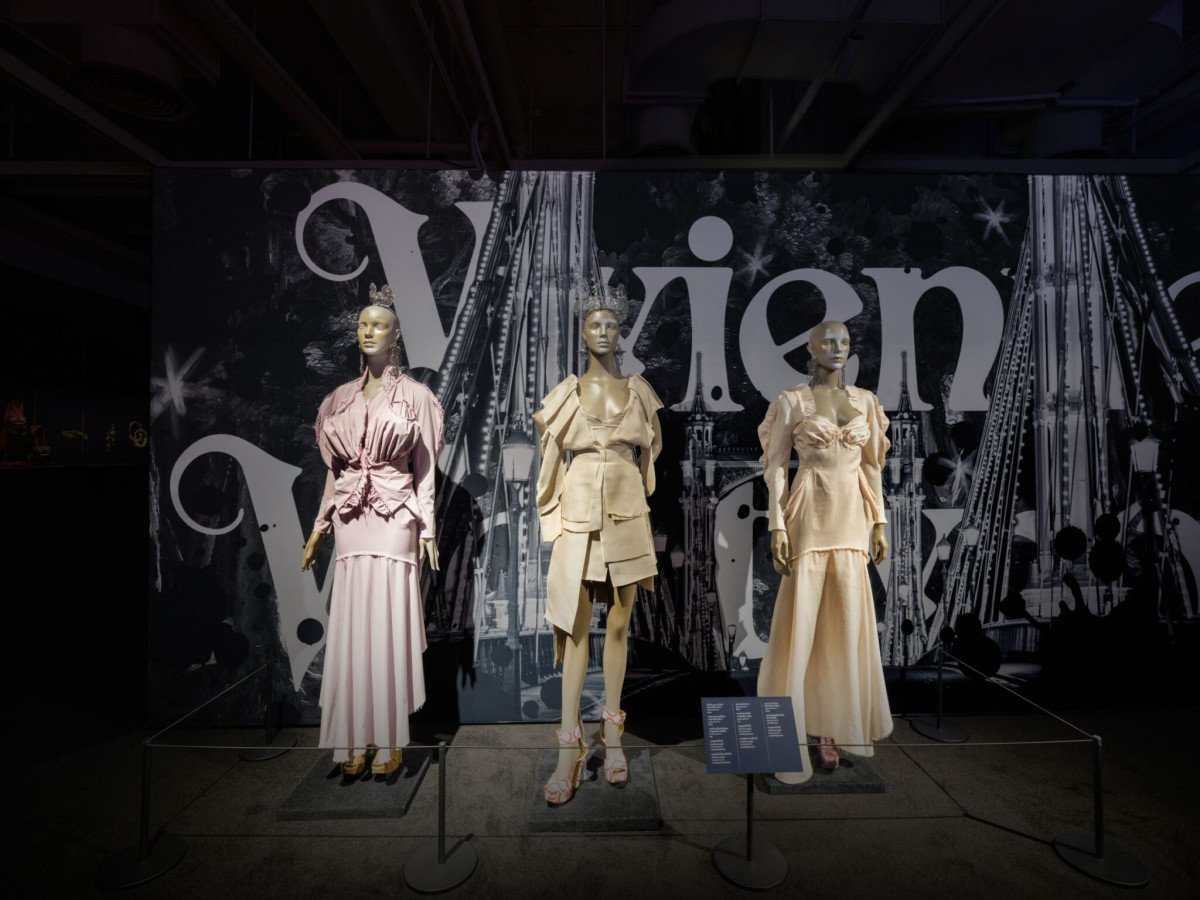 معرض Vivienne Westwood للمجوهرات يفتتح ببانكوك