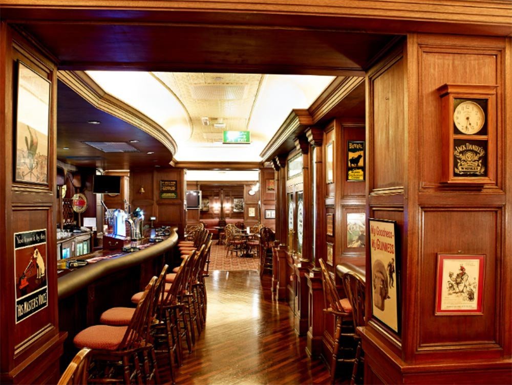   PREMIER LEAGUE SEASON BRINGS MATCH-DAY ENERGY AND CLASSIC BRITISH ROASTS TO THE PUB AT RADISSON BLU HOTEL DUBAI DEIRA CREEK