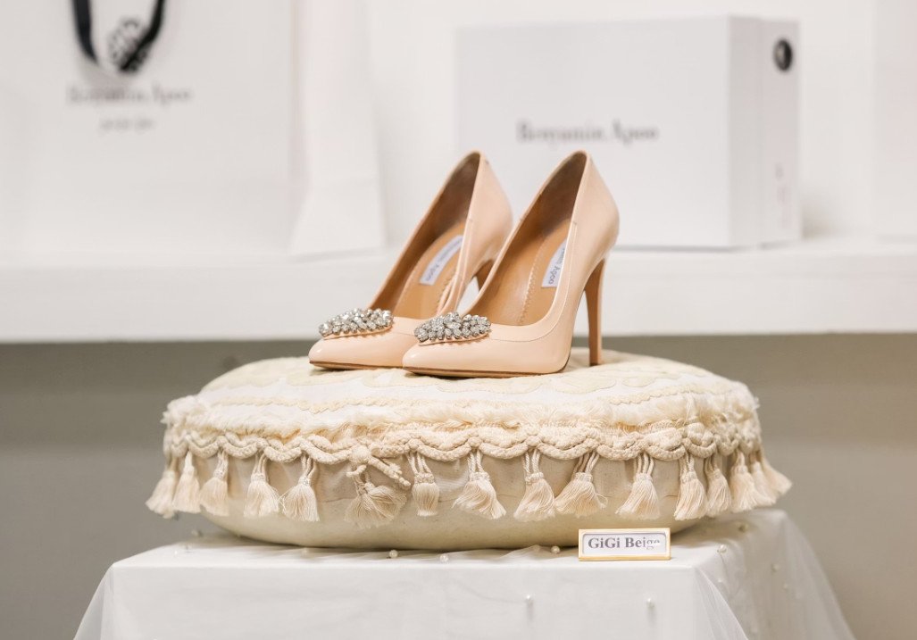  BENYAMIN APOO PRESENTS BRIDAL FOOTWEAR AT CAST PREVIEW