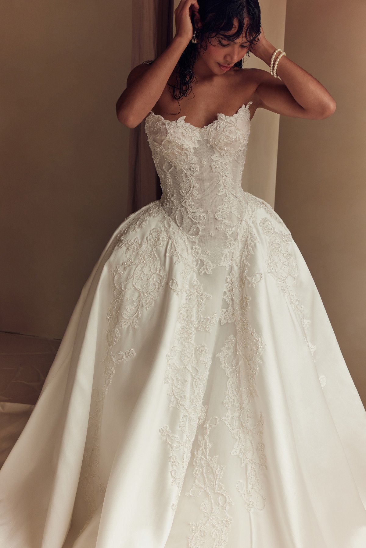 HOW ADORN BRIDAL BECAME NASHVILLE'S MOST AWARDED BRIDAL SHOP WITH SIX CONSECUTIVE BEST OF NASHVILLE WINS