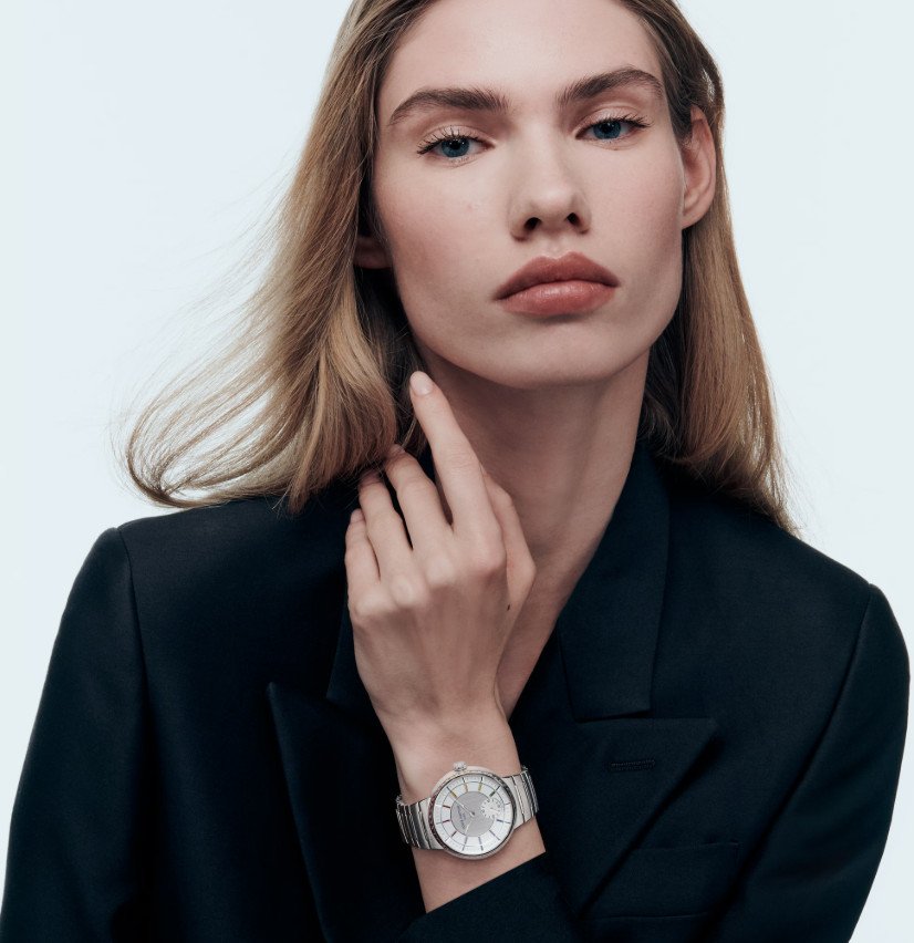  TAMBOUR BY LOUIS VUITTON