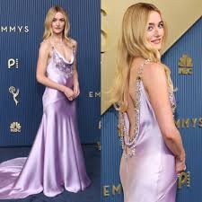 بريق يخطف الأنفاس: أروع مجوهرات السجادة الحمراء في حفل جوائز إيمي 2026 Emmy Awards