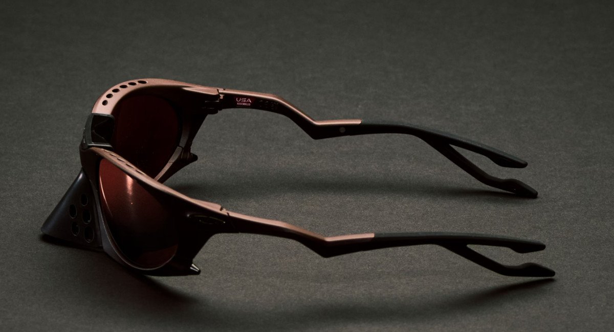   OAKLEY AND TRAVIS SCOTT'S CACTUS JACK REIMAGINE THREE EYEWEAR STYLES FOR FIRST COLLABORATION CHAPTER