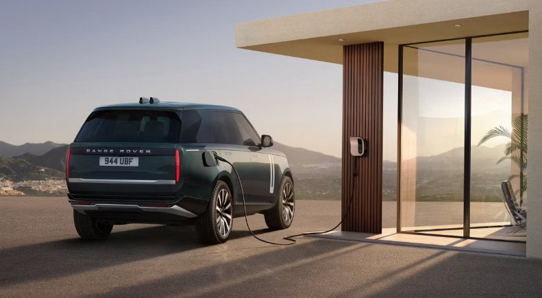   RANGE ROVER ELECTRIC: A NEW ERA FOR THE ORIGINAL LUXURY SUV