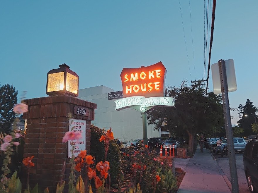   THE SMOKE HOUSE CELEBRATES 80 YEARS OF HOLLYWOOD HISTORY AND TIMELESS TRADITION