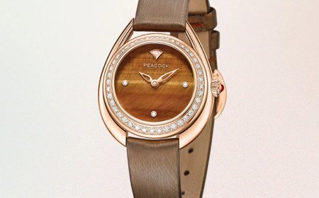  ORIENTAL GRACE: THE PLUME WATCH 