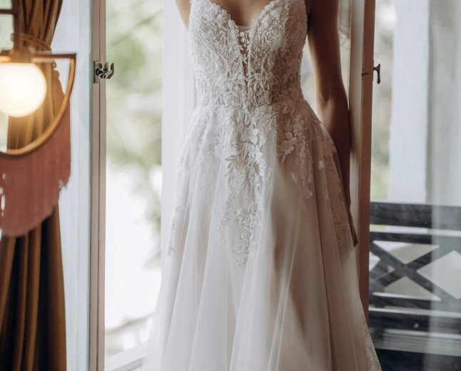  STELLA YORK BRIDAL COLLECTION