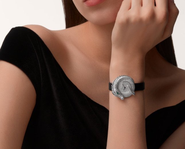   PANTHÈRE JEWELRY WATCH BY CARTIER