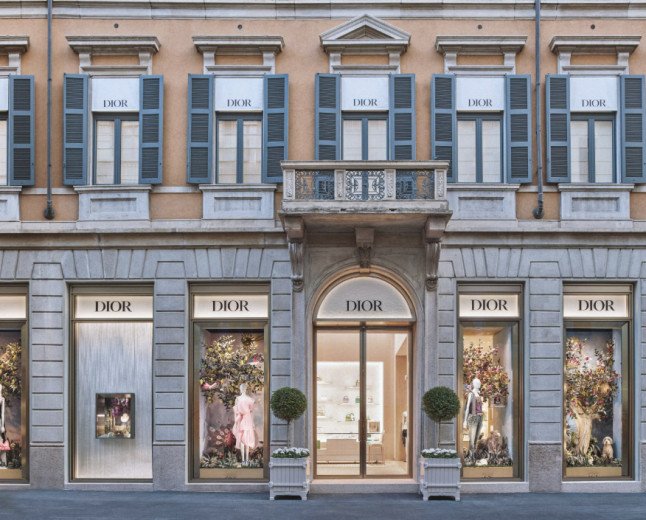  DIOR OPENS HOUSE OF DIOR FLAGSHIP IN MILAN ON VIA MONTE NAPOLEONE