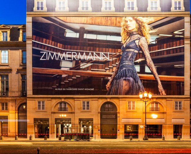   ZIMMERMANN UNVEILS ITS FALL 2026 COLLECTION ON PARISIAN BILLBOARD