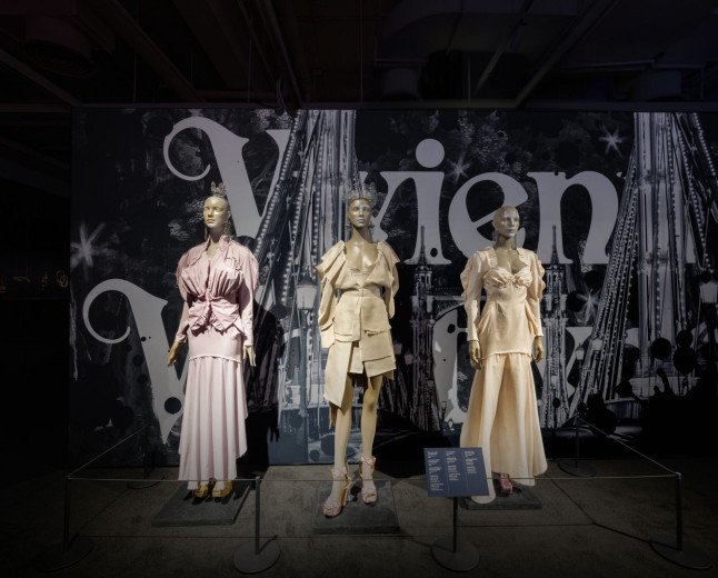 معرض Vivienne Westwood للمجوهرات يفتتح ببانكوك