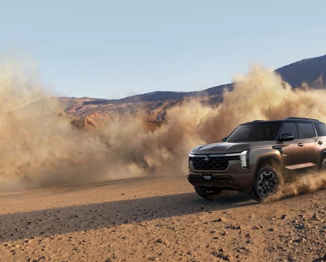  MITSUBISHI MOTORS UNVEILS THE ALL-NEW LUXURY PAJERO CROSS-COUNTRY SUV