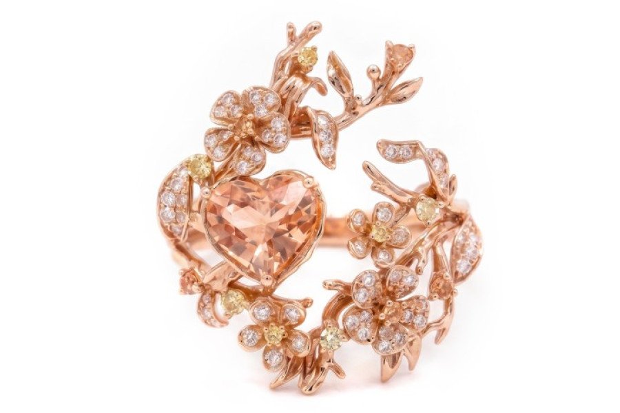  HEART IN BLOOM BY YI XIONG WINS SILVER IN A' JEWELRY DESIGN AWARD