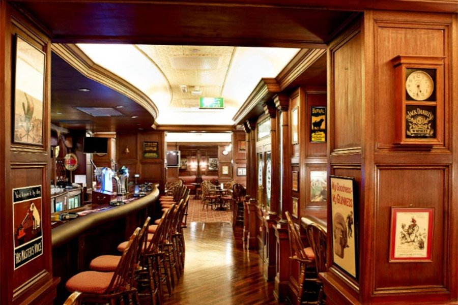   PREMIER LEAGUE SEASON BRINGS MATCH-DAY ENERGY AND CLASSIC BRITISH ROASTS TO THE PUB AT RADISSON BLU HOTEL DUBAI DEIRA CREEK