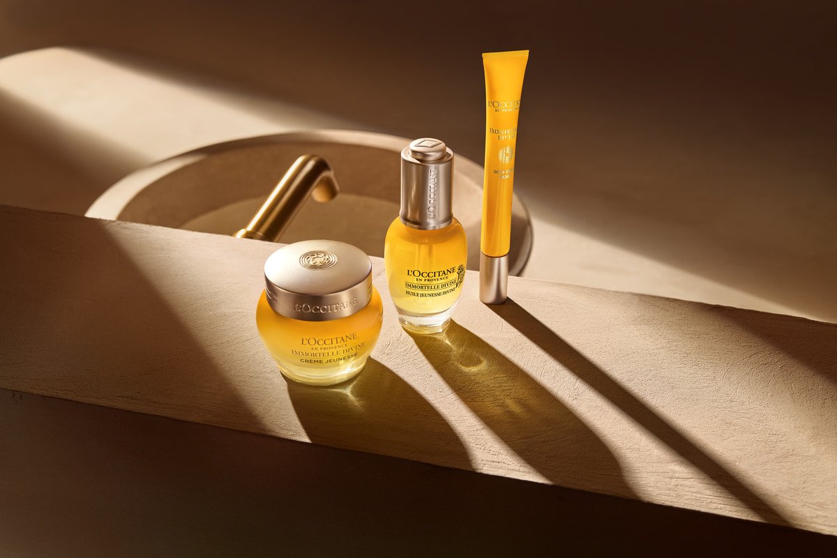  L’OCCITANE INTRODUCES "SKIN LONGEVITY BY NATURE", INSPIRED BY 25 YEARS OF IMMORTELLE RESEARCH