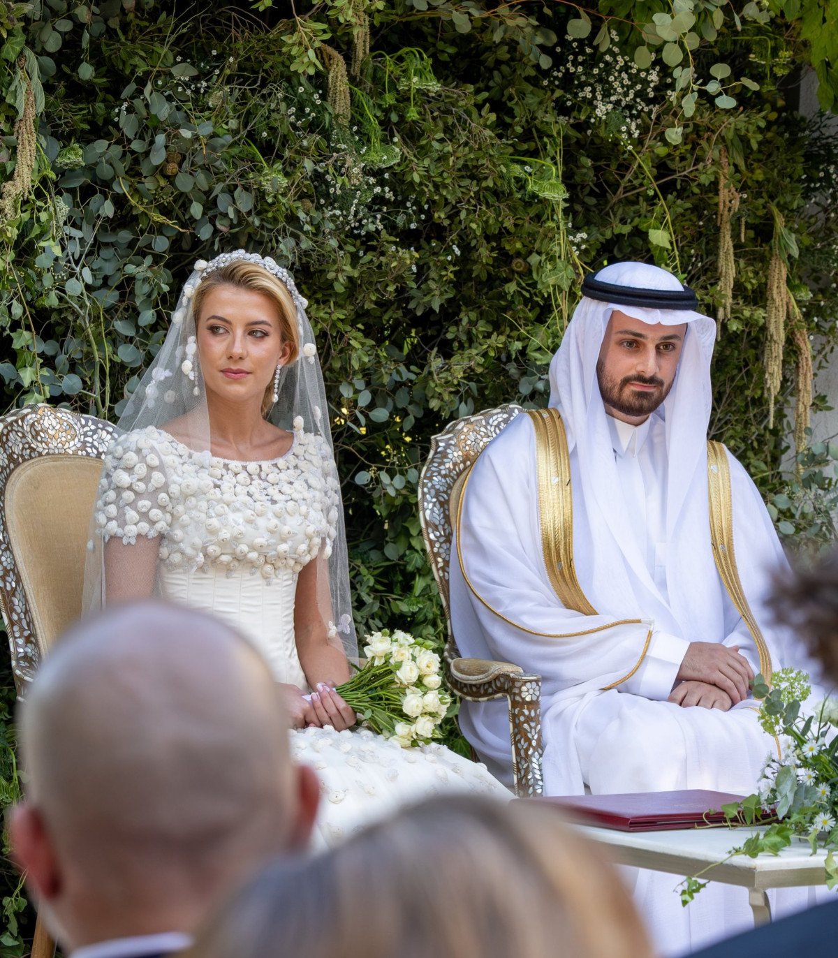 بحضور الملك والملكة: عقد قران الأميرة سارة بنت فيصل وعلي الصواف في قصر زهران 