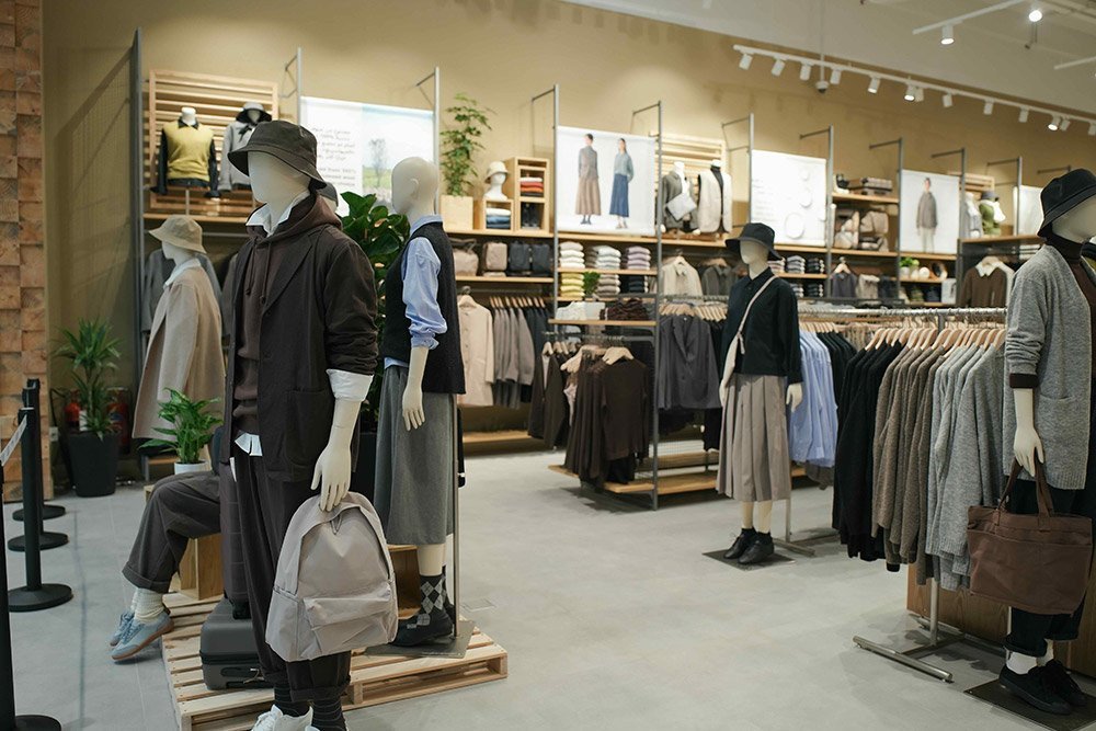  MUJI OPENS ITS LARGEST STORE IN THE REGION AT DUBAI HILLS MALL AND REOPENS CITY CENTRE MIRDIF WITH NEW STORE DESIGN