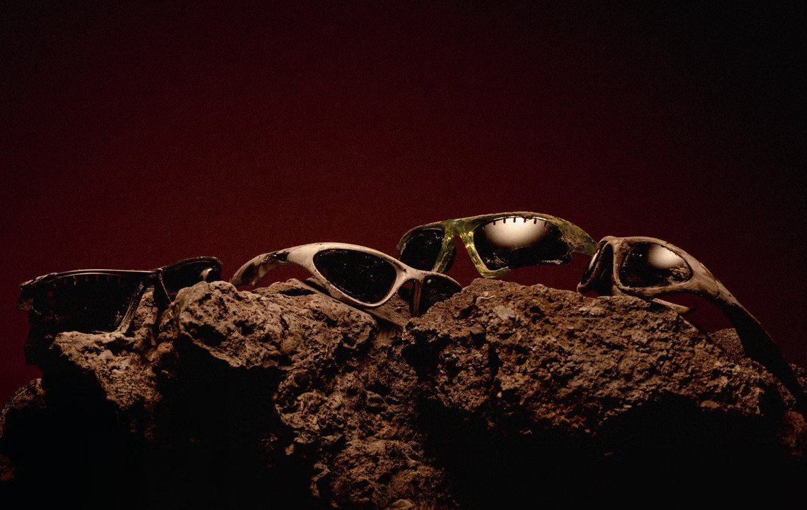   OAKLEY AND SATISFY REVIVE THE SCAR FRAME FOR CHAPTER VIII OF THEIR RUNNING COLLABORATION