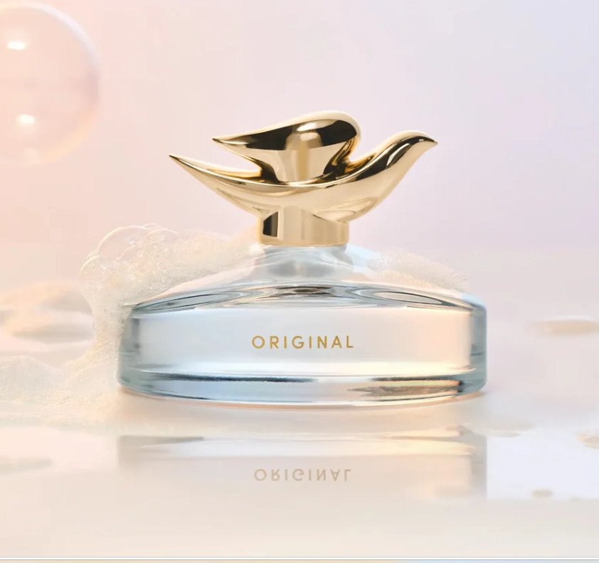   THE SCENT OF THE SHOWER, BOTTLED: DOVE LAUNCHES ITS FIRST-EVER FINE FRAGRANCE IN A ONE-TIME SOCIAL DROP