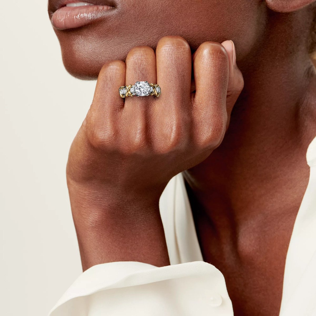  Perla Designates the Sixteen Stone Ring by Tiffany as October's Jewelry of the Month