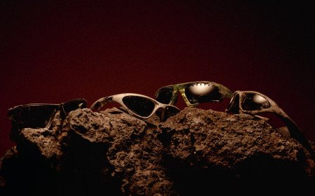   OAKLEY AND SATISFY REVIVE THE SCAR FRAME FOR CHAPTER VIII OF THEIR RUNNING COLLABORATION