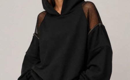 VERA REVEAL HOODIE…THE PERFECT TREND THIS FALL