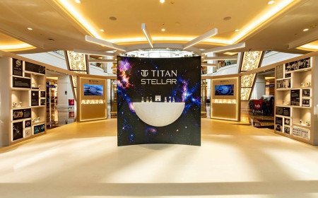   TITAN BRINGS ART AND PRECISION TOGETHER IN A NEW CHAPTER OF WATCHMAKING WITH VETRA
