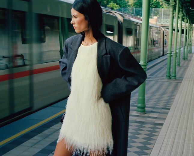   ANTHROPOLOGIE'S "ON MY WAY" CAMPAIGN CELEBRATES THE MOMENTS THAT BRING US TOGETHER