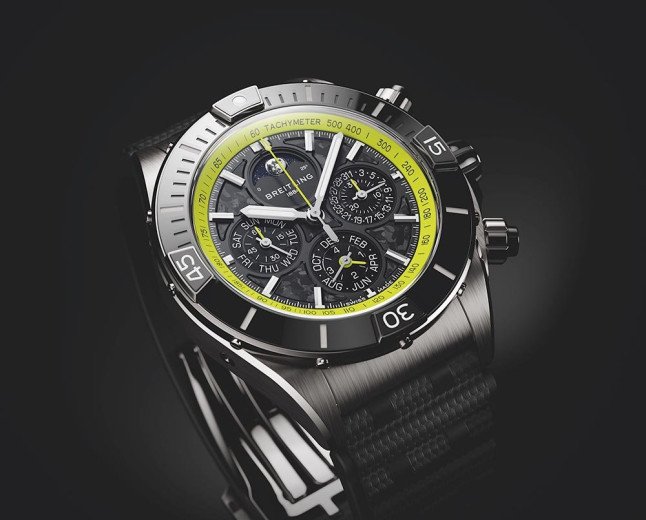   A BESPOKE BREITLING SUPER CHRONOMAT DESIGNED EXCLUSIVELY FOR ASTON MARTIN VALHALLA OWNERS