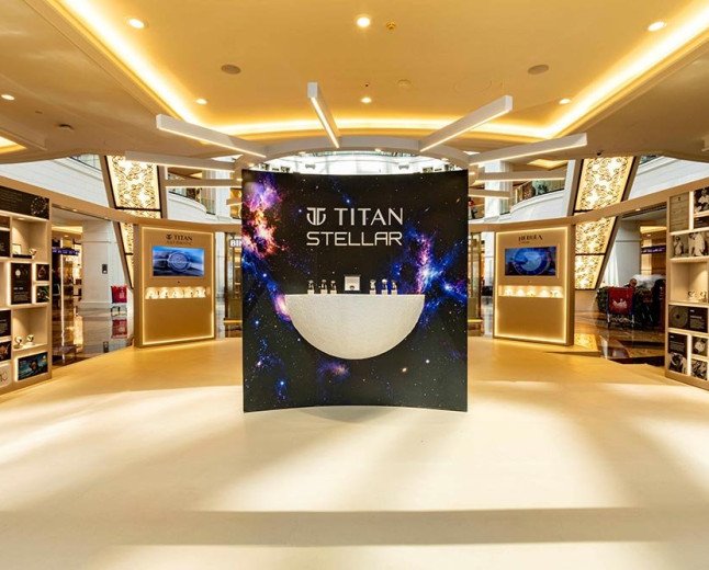   TITAN BRINGS ART AND PRECISION TOGETHER IN A NEW CHAPTER OF WATCHMAKING WITH VETRA